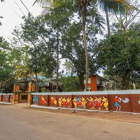 Malavikas Black Beach Resort Varkala Ngoại thất bức ảnh