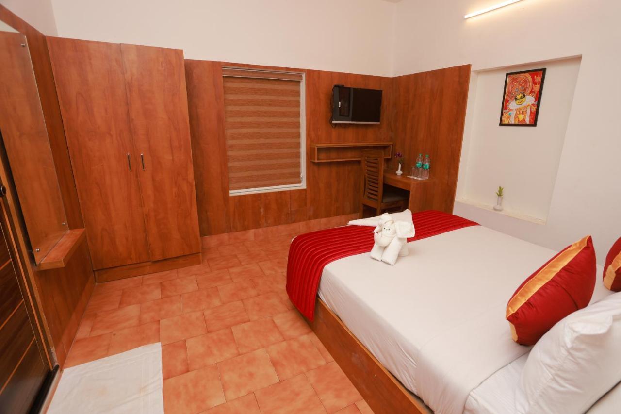 Malavikas Black Beach Resort Varkala Ngoại thất bức ảnh